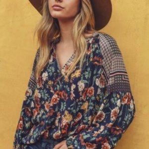 New Boutique floral top